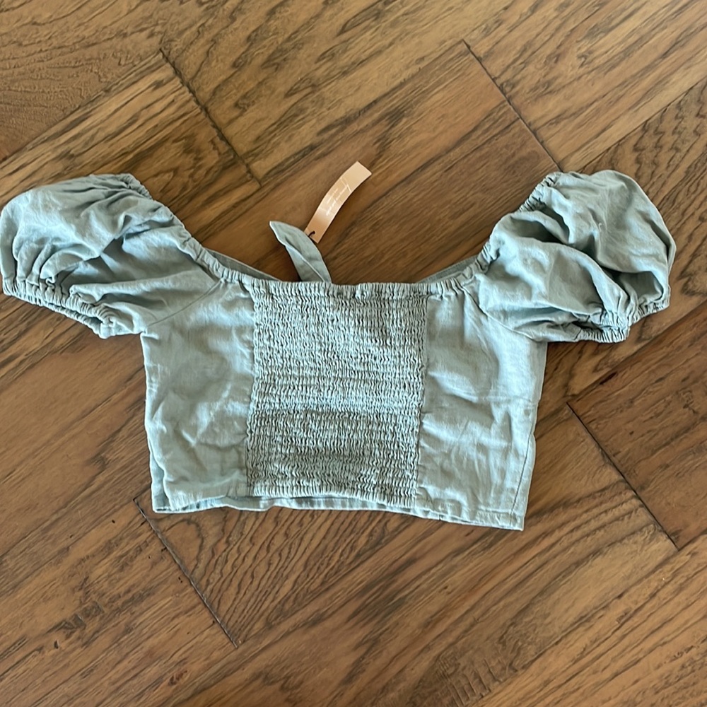 Cropped top - Picture 2 of 2